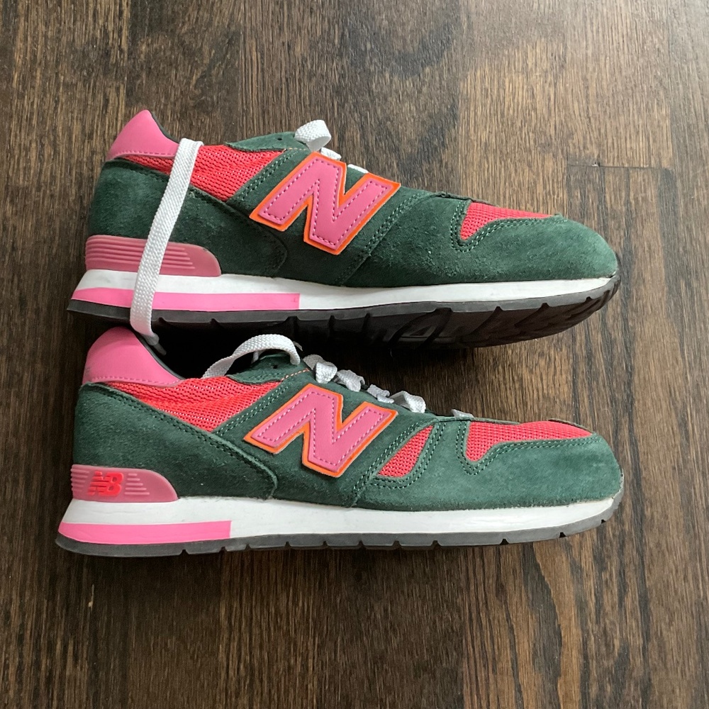 New Balance Sneakers